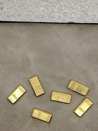 مختومات • ذهب ٩٩٩٫٩