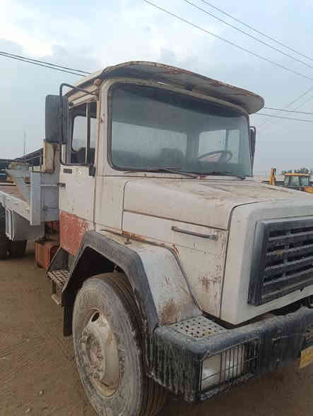 مارجلس رقم انكليزي ذي قار طول بدي سته وسبعين سانتي طخم تأير امريكي سعر 9مليون ***********
***********
