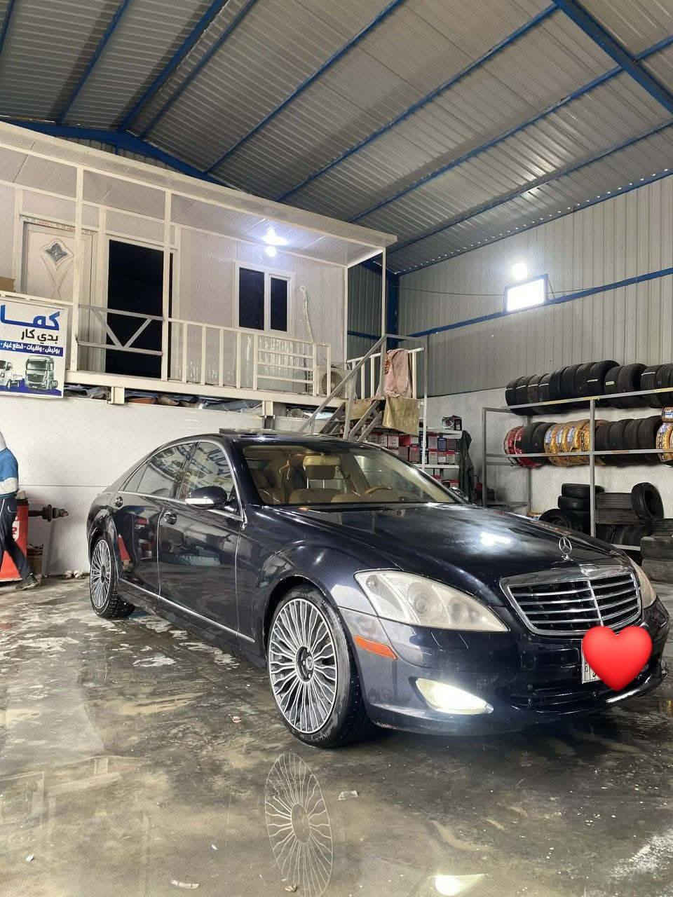 سلام عليكم مارسدس اس كلاس موديل ٢٠٠٩ متومه وجاهزه ارقام وسنويه اصلي لون نيلي غرفته عسلي حلوه محرك كير صدر تخم تاير جديد جاهزه بيه بيه طخه بين لبوب وداير مال جاملغ مكحله مايبين ومغلفه فابلون يعني انساها تبريد ثلج صدره نضيف تخم تاير جديد لايت زينون أبواب شفط صندوق شفط زراك لايت سعر ٨٥ ومجال لشراي العنوان بغداد ***********
