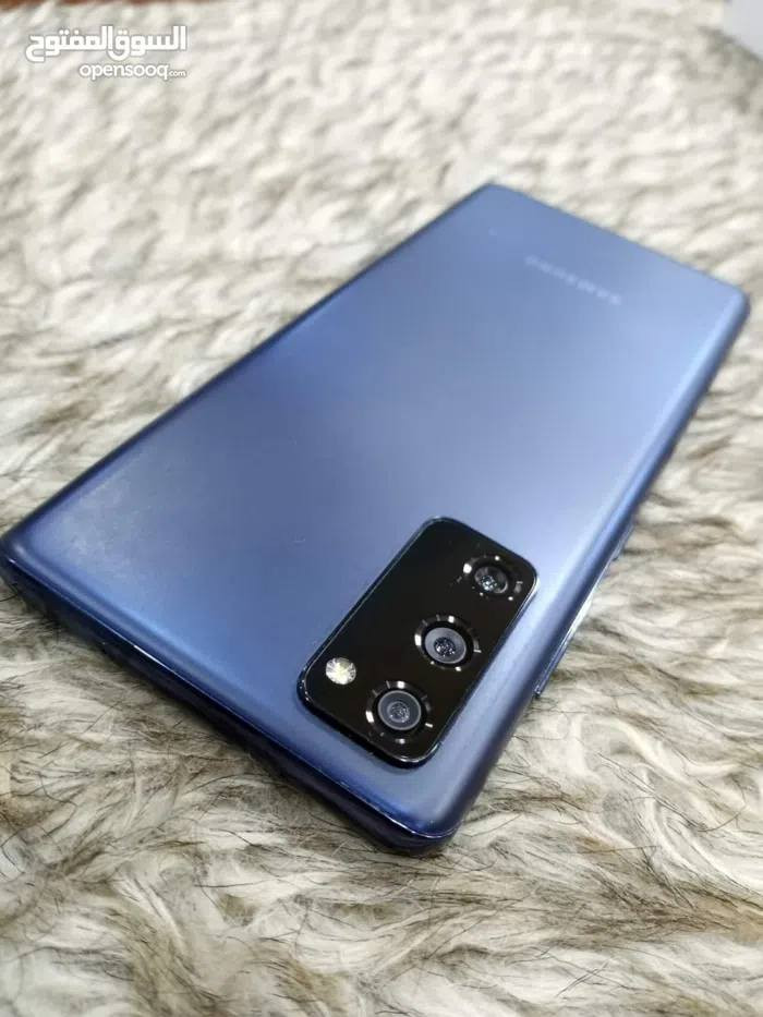 Galaxy S20 FE 5G نضافه فول كامرات تخبل  كله شغال ونضيف يرهم بيع أو مراوس سعر 190 مجال قليل ذاكره 128 بصمه ب شاشه توصيل ماعندي مكاني بغداد الحريه ***********
