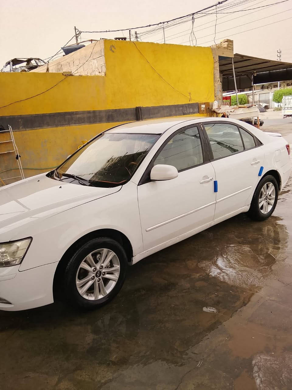 ​🚗 هيونداي سوناتا 2009 (خليجي) للبيع 
السلام عليكم إخوان.. لغرض البيع سوناتا موديل 2009 بمواصفات ممتازة ونظيفة جداً:

​📋 الرقم والتحويل: رقم أربيل، السيارة بإسمي والتحويل مباشر وبدون أي تعقيد.

​⚙️ الوضع الميكانيكي: قير، محرك، تبريد، حدادية.. كله جاهز ومضبوط 100% (سيارة مال مستخدم).

​: السيارة نظيفة ومصبوغة صبغ عام، وبيها ضربة على صفحة ومصلحة ومرتبة.

​💵 السعر: المطلوب 82 ورقة (وبيها مجال للشراي الطيب).

​📍 مكان التواجد: الانبار - الفلوجه 

​📞 للتواصل والاستفسار:

***********

***********
