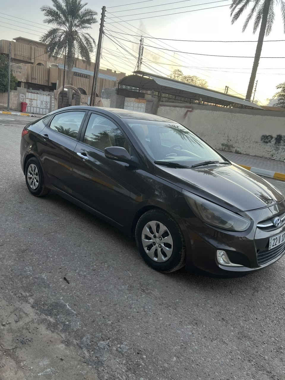 السلام عليكم
‏للبيع هوندا أكسنت موديل 2016 بي صبغ إحزام شرط بدون تكم  وبدون قمارة مكينة 1600 شرط لا تنقيص ولا تبخير صدر أمامي وخلفي شرط جام  أوتو كير اوتو 
‏السيارة جاهزة من كل شيء من الصدر +تايرات + كهربائيات + تبريد + تدفئة شغالة
‏ رقم أربيل الدولي سنوية جديدة عزة جديدة يعني شرط تحويل
‏السعر 94 وبيها مجال للشراي 
‏الاستفسار ***********
