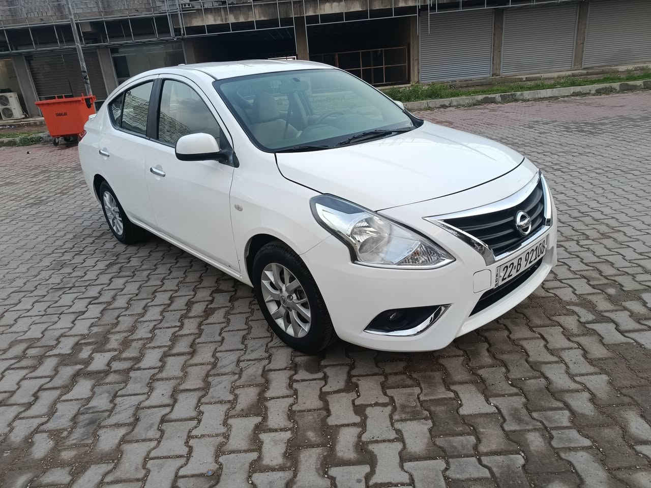 سلام عليكم ورحمه الله سياره للبيع نيسان سني موديل 2024رقم اربيل بسمي سنويه لحد 2029 سياره جاهزه من كلشي ماشيه (٢٠,٠٠٠) الف كير مكينه بشرط تبريد ثلج كهربائيات كله شغاله تخم تايرات جديد صدر امامي خلفي جديد سعر ٩٧ بيه مجال للشراي ***********
