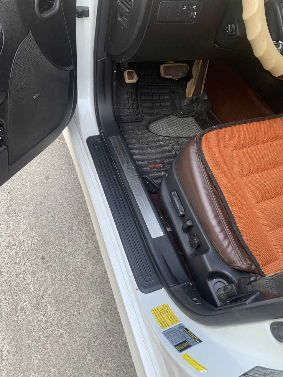 السلام عليكم شباب متوازي على بيعتهه كلش  قيموهاا بما يرضي للله  قطع 4ونص  بدون دواخل بدون ايرباك  موديل 13بسمي بغداد


**إذا كنت صاحب هذا الإعلان وتريد حذفه لأي سبب، رجاءا أرسل رسالة إلى الدعم الفني**