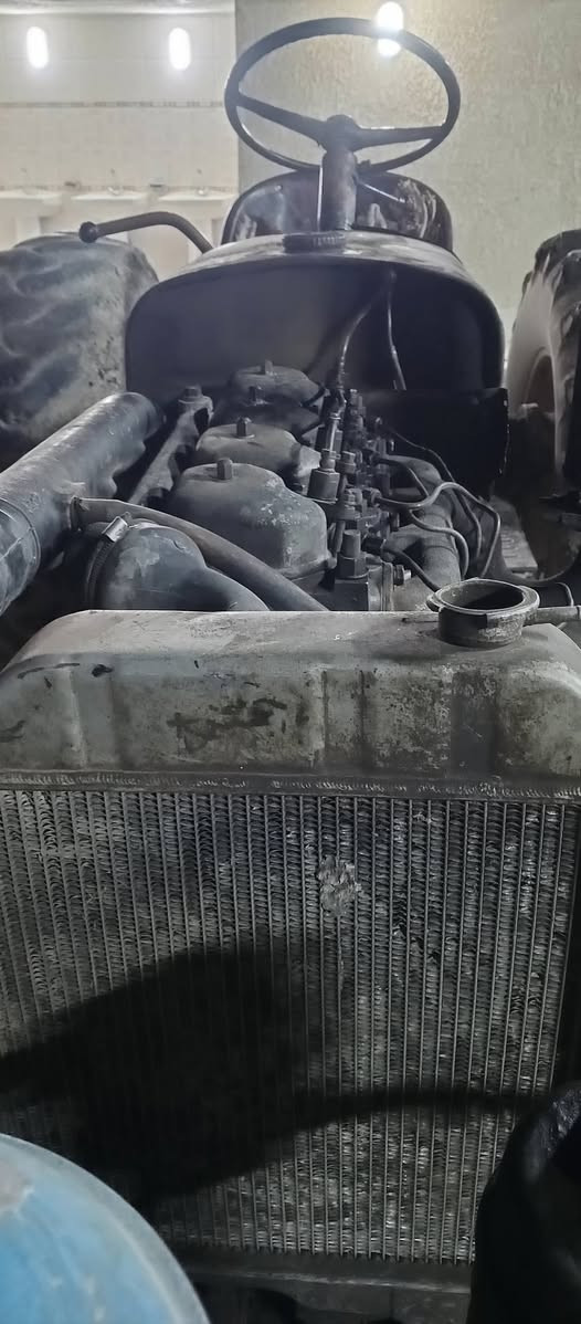 السلام عليكم عنتر للبيع موديل ٧١ شغال سلف ***********
