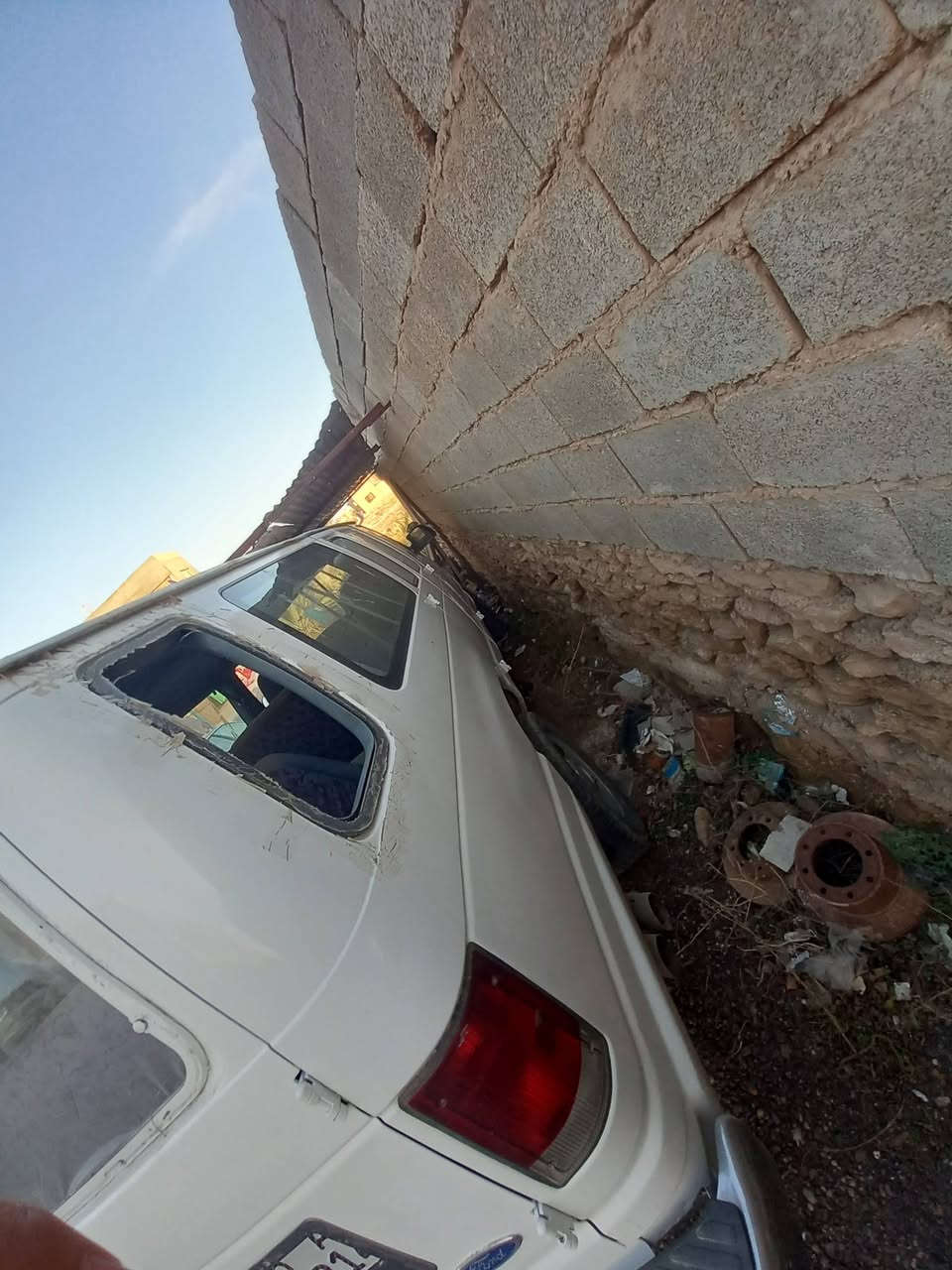 رقم صاحب السياره استفسار اكثر ***********
للبيع 
فورد 
محرك 8 سلندر سلفادور 
14 راكب 
دوشمه جديد يحتاج تنضيف شوي كلهن جدد
رقم انكليزي جديد 
تجي تشغل وتطلع بوجهك وين متريد
العنوان:  الانبار قضاء راوه
