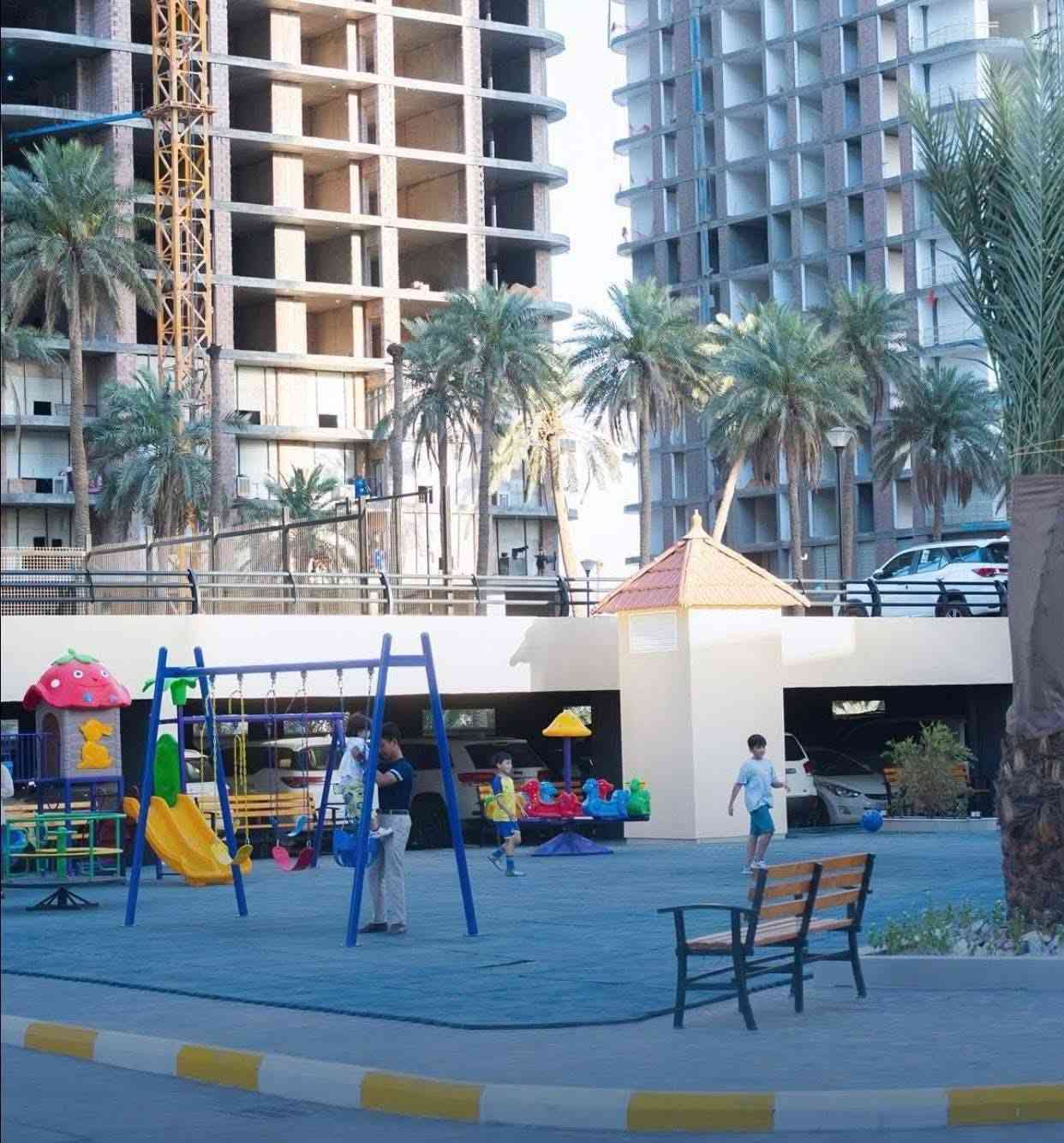 شقه للبيع في مجمع رويال ستي مساحه ١٩٤ متر بسعر جدا مناسب
الشقه طابق 8 اطلاله خارجيه

3 غرف نوم صاله مطبخ 2 حمامات لوندري

شقه زيرو جاهزه للسكن

للاستفسار الاتصال على الرقم ***********
