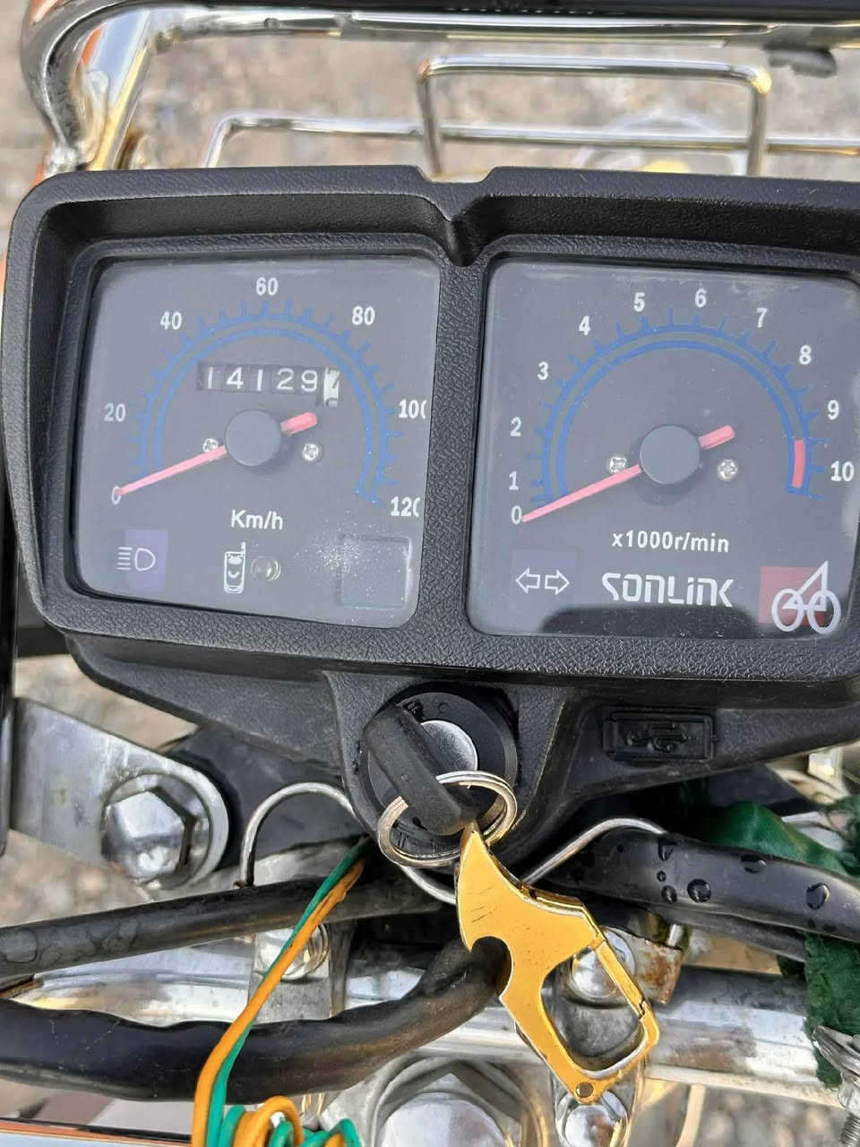 سلام عليكم ماطور سولنك 2023 شرط ما مفتوح منفس موجود شرط ما مفيلس سعر 650بي مجال جماع 550 او 575 لاتجي ما ابيع لي تواصل (*********** )
كورك (***********)
