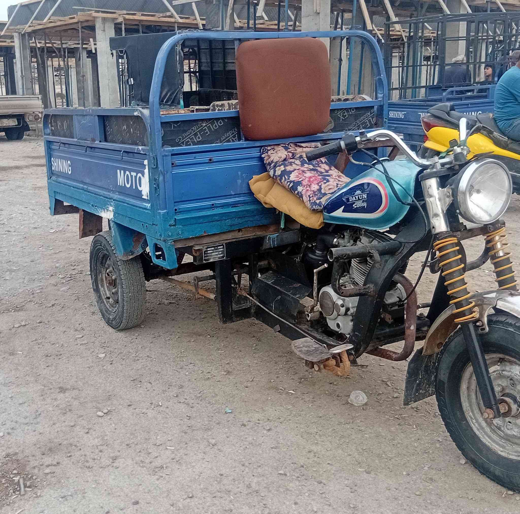 ستوته للبيع مديل 19    ***********     عنوان حفريه صويره
