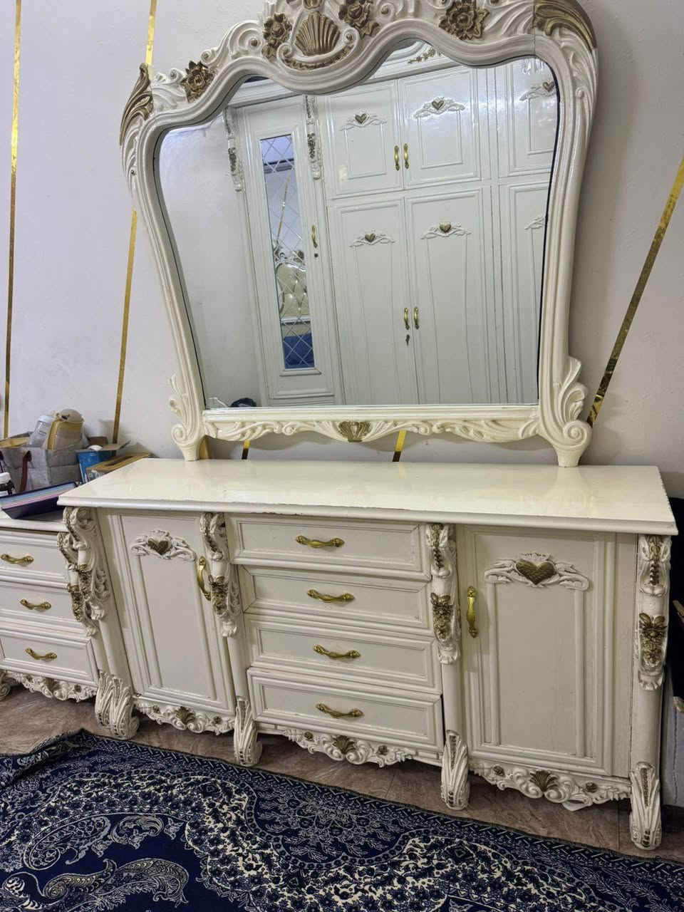 غرفه نوم للبيع
مكانها بغداد
ب1و300 وبيها مجال بسيط


**إذا كنت صاحب هذا الإعلان وتريد حذفه لأي سبب، رجاءا أرسل رسالة إلى الدعم الفني**