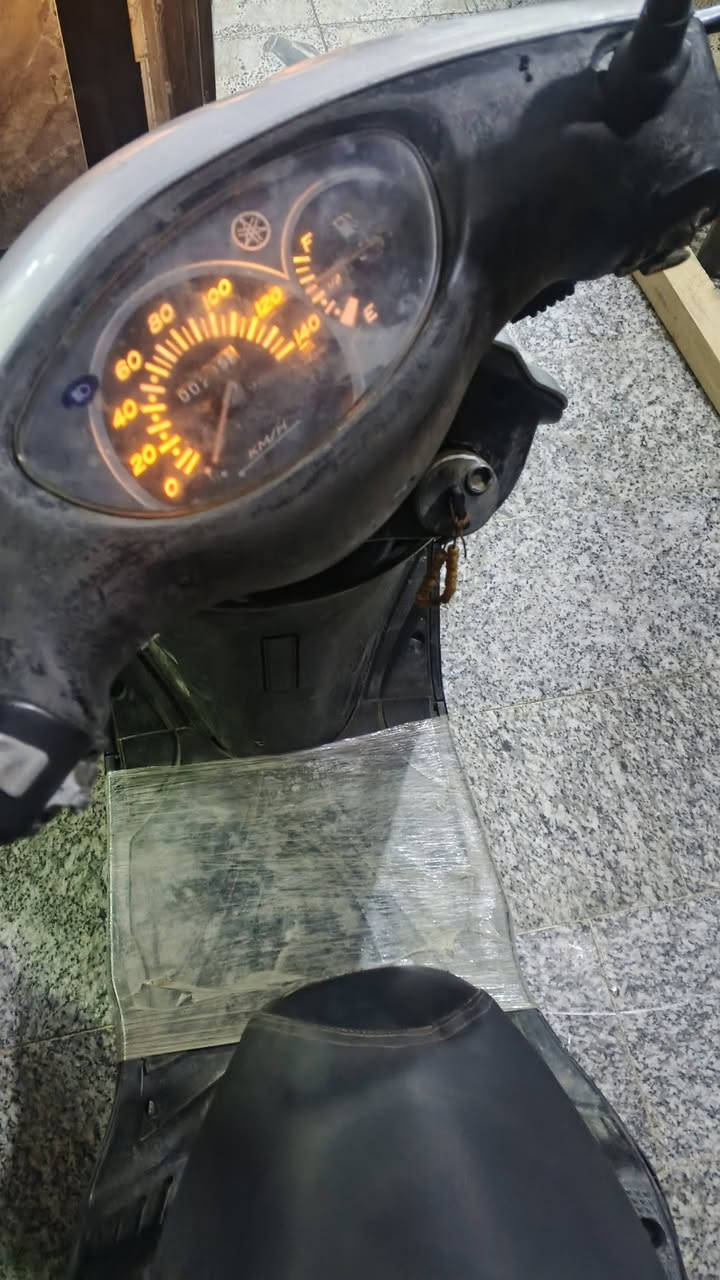 بريز مكينه تخبل ناعمة حيل ودراجه خير من الله نكرة سلف وكهربايات كلهه شغاله فشكة  بلادية سعر 550مكاني بغداد مدينة الصدر اورفلي ***********
