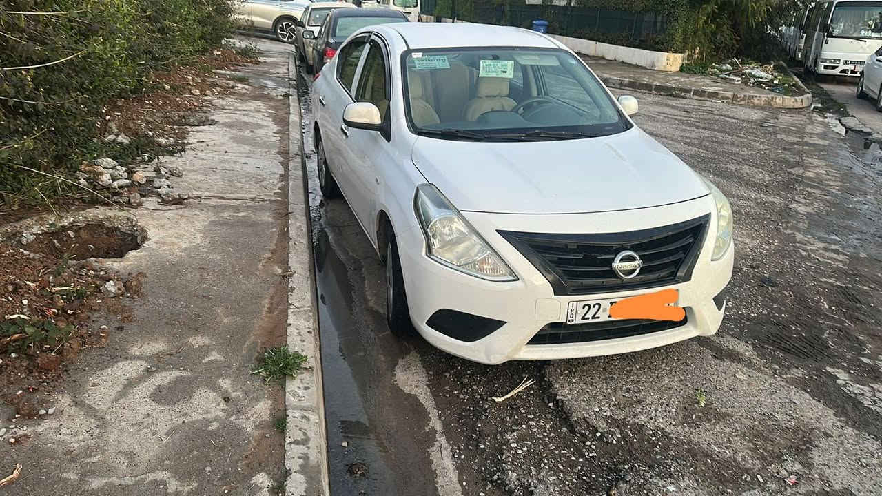 نیسان لاکشمیبای 2015
چوار پارچەو بستێک بۆیاغ بێ ناوگرتن
پشت و پێش کەپس
گێڕومەکینە بەشەرت
سەنەوی ژینگەی نوێیە
نرخی 87 مەجالی کەم
***********
