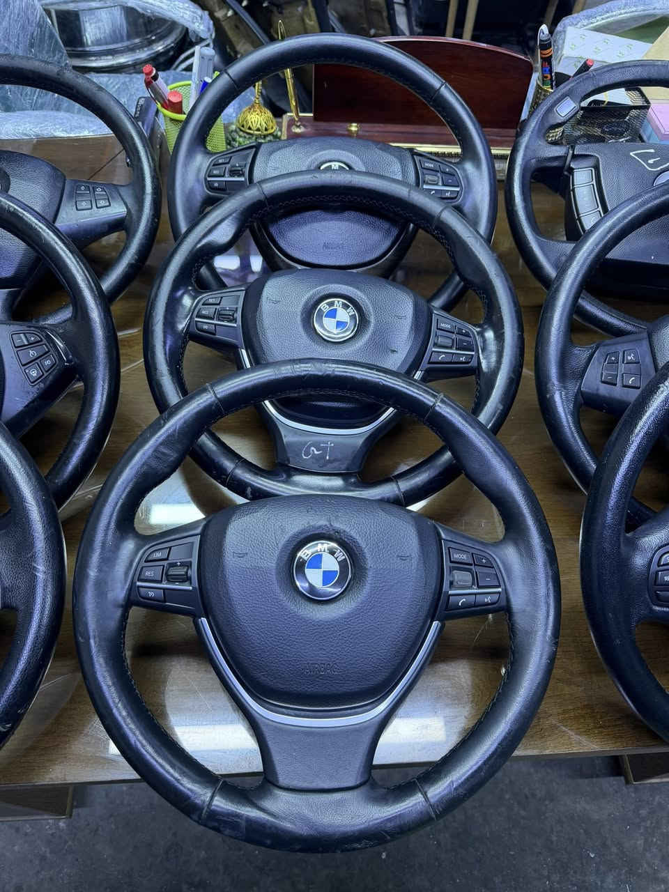 بمناسبه نهايه السنه 2025
مع وبداية سنه 2026  ان شاء الله سنه خير على جميع الشعب العراقي بكل طوائفه 

تعلن ادوات شيخ الجبلBmw

عن عرض مستمر لحين نفاذ الكميه 

درك ستيرن X5+E65+F01+F02+F10+E60

السعر  20000 الف دينار  فقط 
اكرر السعر 2️⃣0️⃣0️⃣0️⃣0️⃣الف دينار 

يوجود توصيل لكافة المحافظات 

السعر السابق 45000  السعر الحالي 20000

للحجز وخدمة التوصيل اتصل على الرقم 
*********** ابو جبل 

العنوان  بغداد مجمع مشن مجاور عبود ابو التبريد
