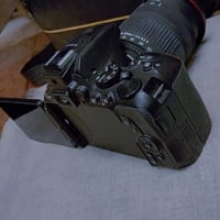 نيكون D5500 بسعر 250 تواصل 07850597470
