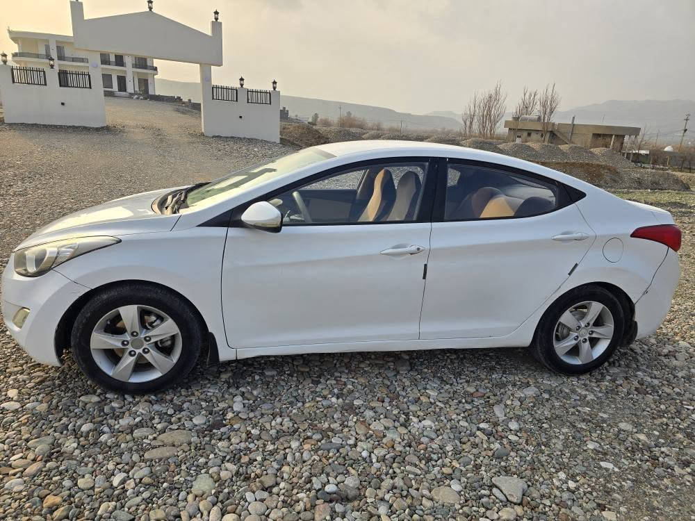 النترا سپی بەفری ، مۆدێل 2013 مەکینە 16 
ویل کەپ ناوزەرد خەلیجی 
چوار پارچەی بۆیاغە بێ ناوگرتن
سنەوی بەسەر چووە 
شوین تەقتەق
***********
*********** أربيل, العراق
