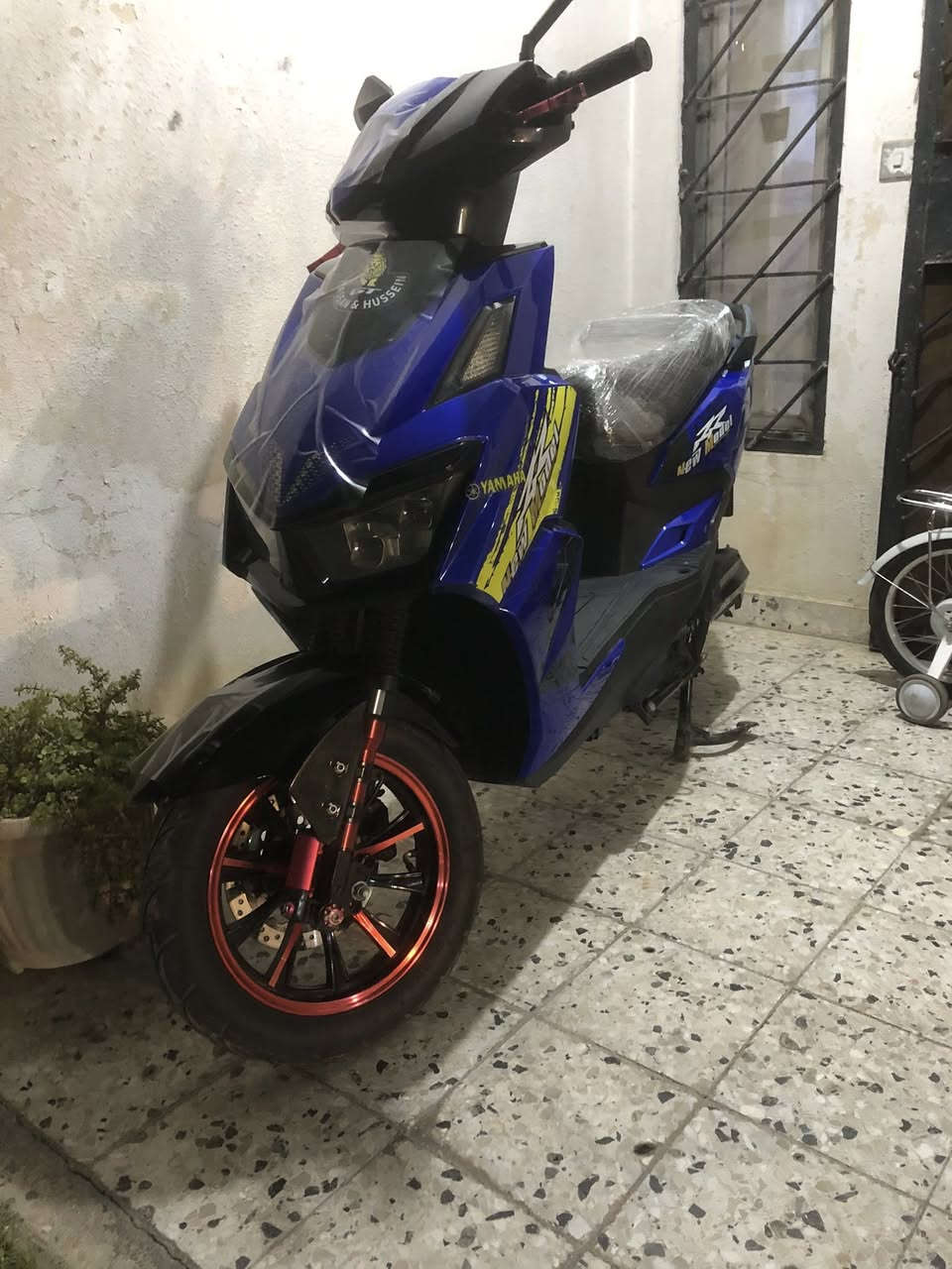 السلام عليكم ماتركس للبيع استعمال قليل شرط النظافه شوفت عينك مابيها اي نقص خبر من الله 6بطاريات كبار ملف 1800 دراجه نظيفه كلش سعرها 500وبيها مجال مكاني بغداد قرب وزاره الخارجيه للاستفسار ***********وتساب محمول للشراي فقط
