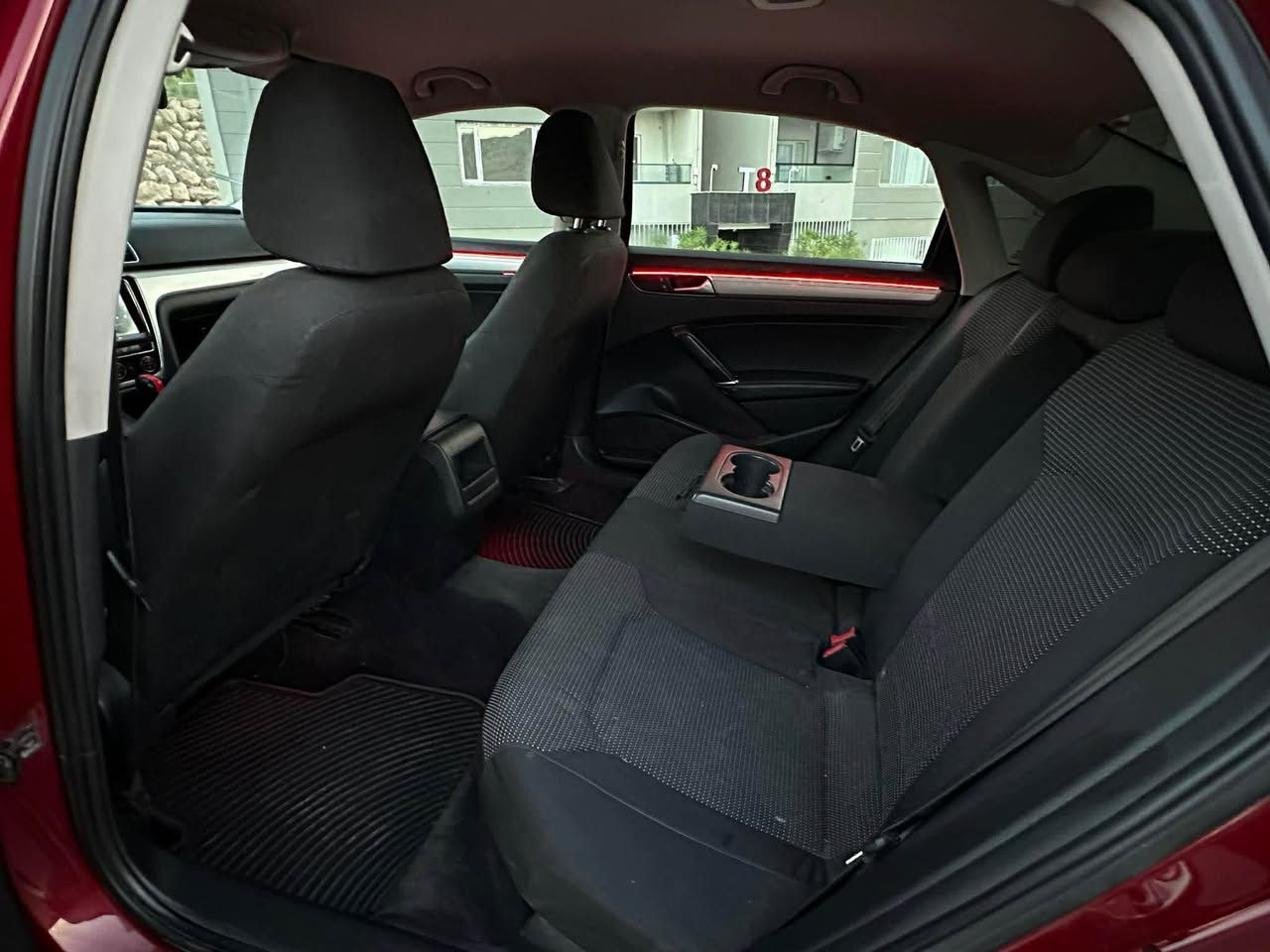 السلام عليكم 
پاسات موديل ٢٠١٦ محرك ١٨ توربو سيارة بدون نواقص و تحويل و وكالة بشرط مكان سيارة كركوك  سيارة حادثها ٣ قطعة بدون دواخل و ٣قطعة بس صبغ بدون حادث  سيارة ابيعها حزام 
*********** كركوك, العراق
