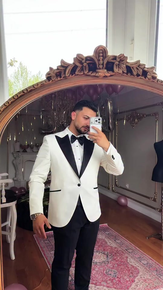 دار إيلا لتاأجير بدلات الزفاف والمهر والحنه 🤎👰 عنونا بغداد م آلصدر الكياره قطاع 69استفسار اكثر واتساب *********** #خطوبة_زواج🤵💍👰 #أضيفي_لجمالك_لمسه_فن_معنا💫✨ 
