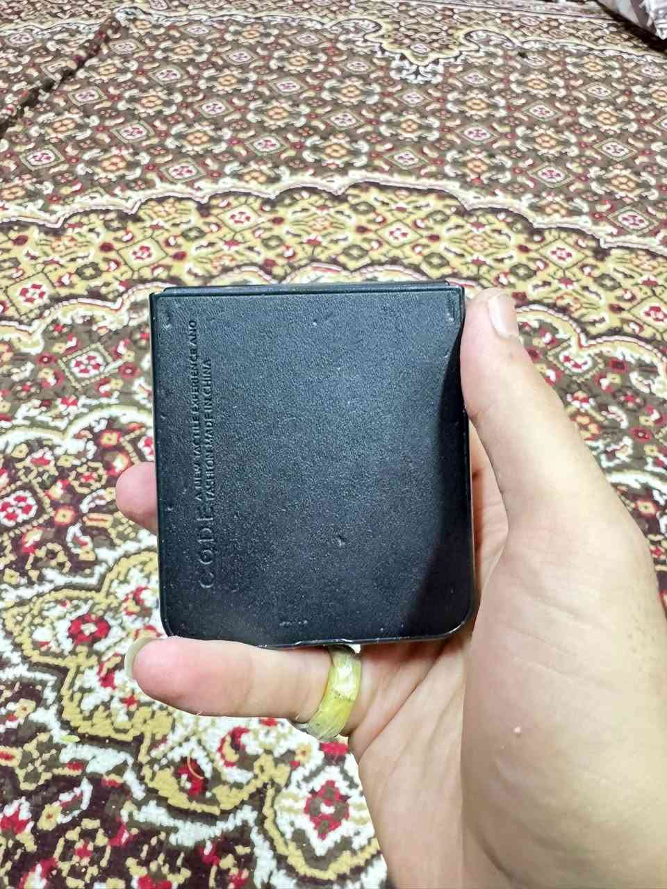 سامسونك Zflip 5
ذاكرة 256 رام 12
الجهاز المراوس او بيع  
الشاشه الخارجيه كامله بدون اي مشكله 
الجهاز الشاشه 120 هيرتز وكامله مجرد الكونكتر عطلان سعر الكنكتر التجاري 45 و الاصلي 100
متوفر ماسنجر
وواتساب ***********
