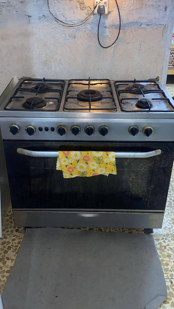 ثلاجه ب ١٢٠ طباخ ب ٨٠


**إذا كنت صاحب هذا الإعلان وتريد حذفه لأي سبب، رجاءا أرسل رسالة إلى الدعم الفني**