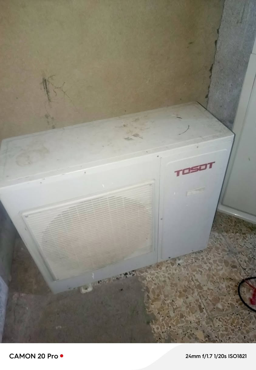 سبلت عمودي للبيع نهايته 900 شغال مداخل تصليح
***********
