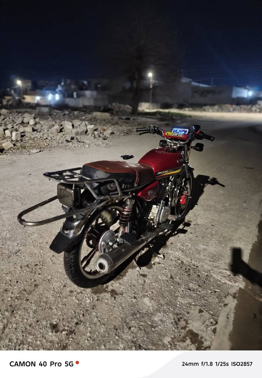 السلامُ عليكم.
ماطور سيڤان موديل 2023 للبيع 
ماطور نشط تحريكتو نار مكينة شرط ما مفتوحة السعر 450وبي مجال ***********/  متواجد بالخاص هم
