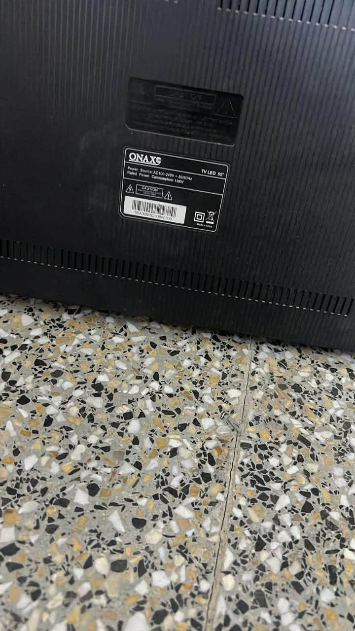 سلام عليكم شاشه اصليه للبيع مفطوره شاشه 
سعر 100 حجم 55 مكانه بابل
***********
