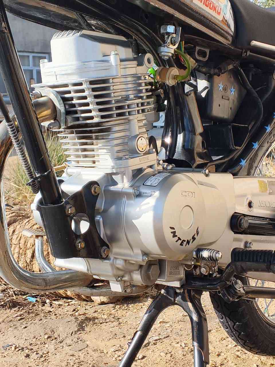 ‏سلام عليكم انتنس 25تعمير جديد بشهر 11 ثاني تبديله دهن اوراق 7 بعدهي وضع شركه كله بلادي غراضه واصلي ماعايزه لو برغي ربع مذب كبل شغل اطلع لشارع الله شاهد بس بالبيت مانطلع بيهه عدم فراغيه بالشغل دراجة  تجي تفحصه بيه شي تاخذه بلاش واليريده بي خير ويدلل مكان طويريج الاستفسار خاص فدوه موشراي لايدخل ***********
