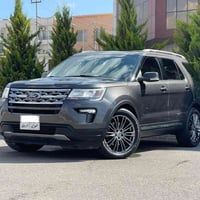 Ford Explorer 2019 XLT  7 راكب ماشيه 100الف كيلو  محرك 6 سلندر حجم 350...