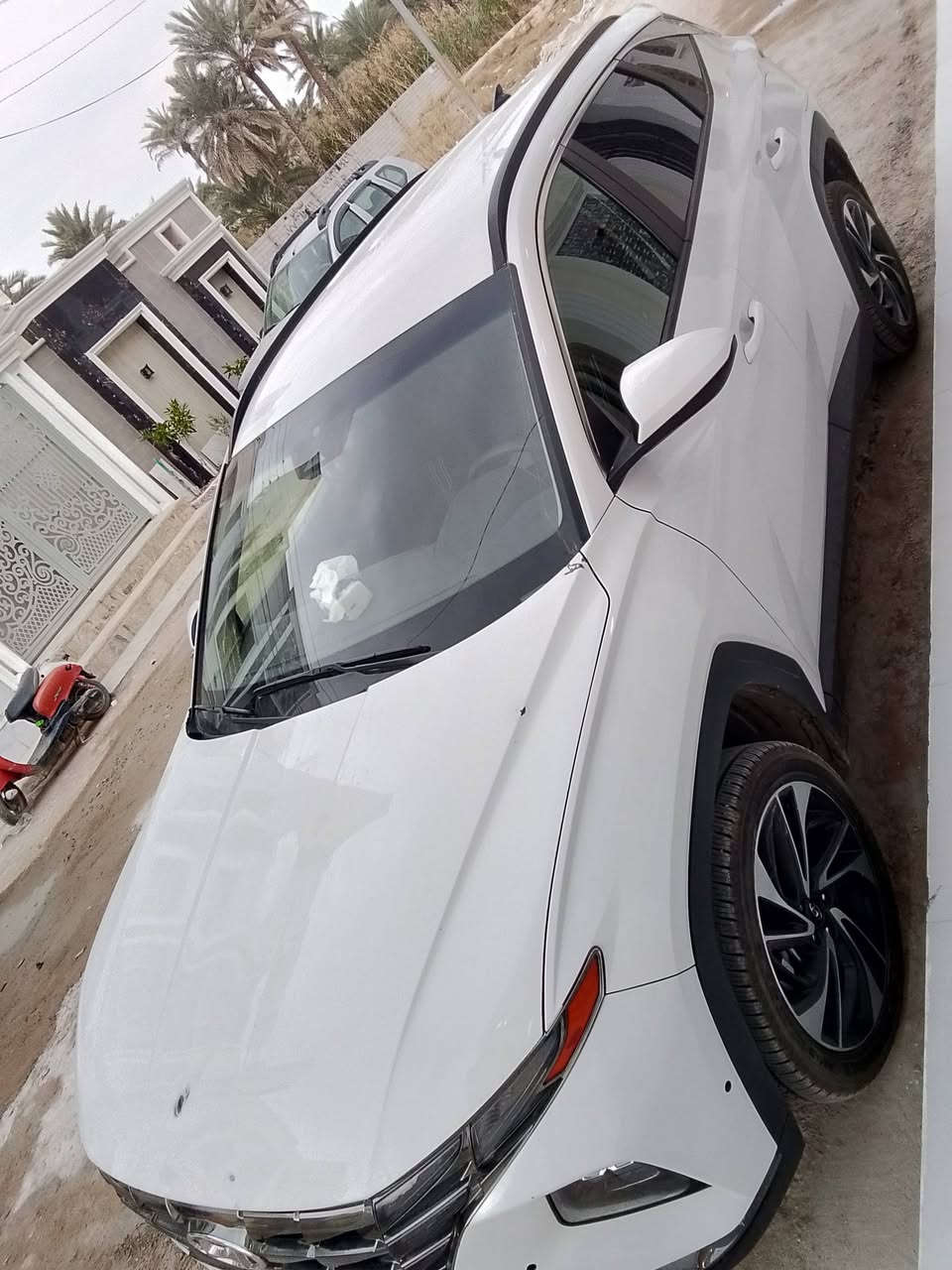 توسان 24 وارد ماشي 5الاف
فول عدا الفتحه محرك 2500 فور ويل 
كفاله من اصبغ والتبديل بدون رقم 
سعر مناسب 175
***********
