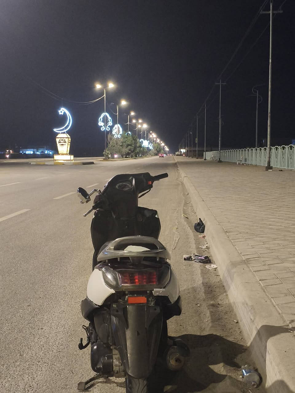 السلام عليكم دراجه للبيع حي النظيف متوازي على بيعتها مكاني الرقم الاستفسار السعر ب400 وبيها مجال الاستفسار على الرقم متواجد على الفيس ***********
