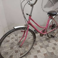 ئەم پاسکیلە بۆ فرۆشتن حەجمی 27 نرخی 70 هەزارە  07730360715