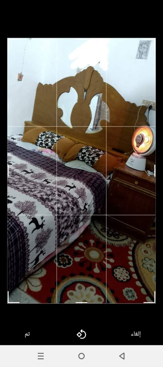 غرفه اخشاب مستعمله خمس أبواب السعر ٢٥٠ وبيه مجال مكاني كربلاء حي العامل/***********
