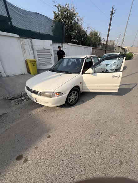 بروتون 2004 السيارة حلوة ما بيها نقص 
مكينه و كير بلادي مكفولات 
تبريد بلادي شغال طكتين 
السعر 49 و بيها مجال 
مكاني بغداد 
***********
