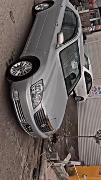 تويوتا كراون • ٢٠٠٧ • ١٨٢٠٠٠