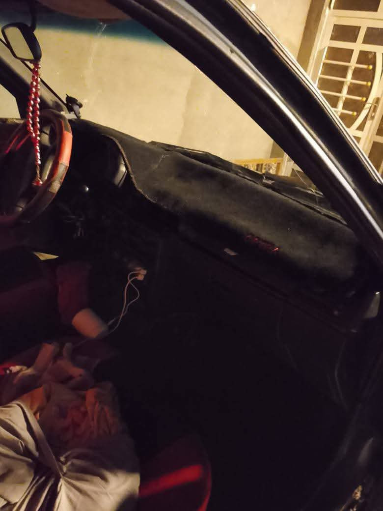 السلام عليكم مسيبوشي لانسر موديل 91 رقم انكليزي تحويل ثاني سنويه لل30
حداديه دبلات تخم تاير كله جديد
مكينه كير مالهن صوت كفاله 
تدفئة كهربائي شغاله 
السعر ٢٥ ورقه وبيها مجال


**إذا كنت صاحب هذا الإعلان وتريد حذفه لأي سبب، رجاءا أرسل رسالة إلى الدعم الفني**