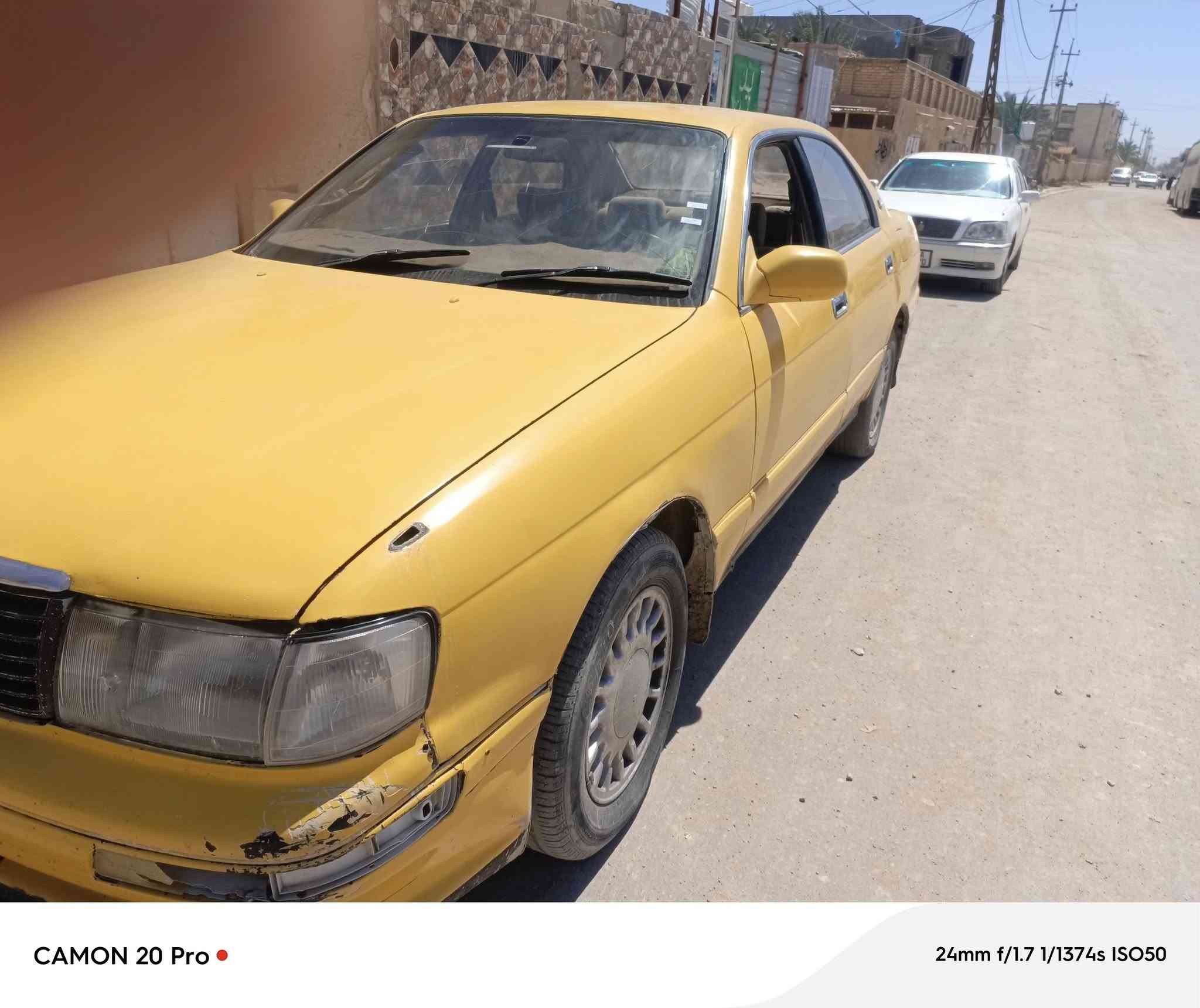 السلام عليكم بطه كراون للبيع راعيها باسمي سياره مصفره هي او غرامات كفال من القصه والنقل كهربائيات كلها شغاله سعر 28 وبيها مجال الوان بصره قضاء القرنه ***********
