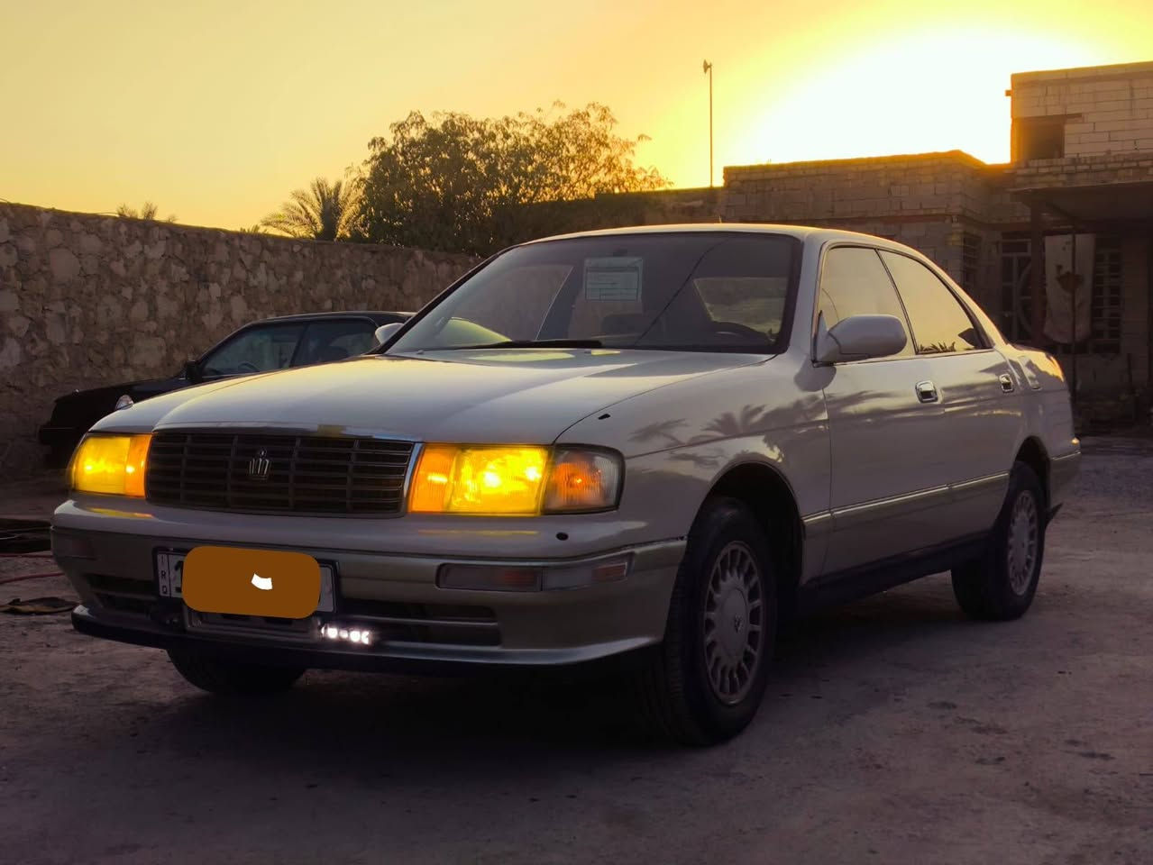 السلام عليكم 
بطه منفصل للبيع موديل 1995 رقم البصره انكليزي سنويه 2030 سياره كفاله من  كصه ونقل الجثه والضربه  حداديه حلوه تخم تاير جديد  كهربائيات شغاله  كير ومكينه 2500 كفاله السعر 55 وبيها مجال بيع او مراوس العنوان الديوانيه غماس للاستفسار ***********
