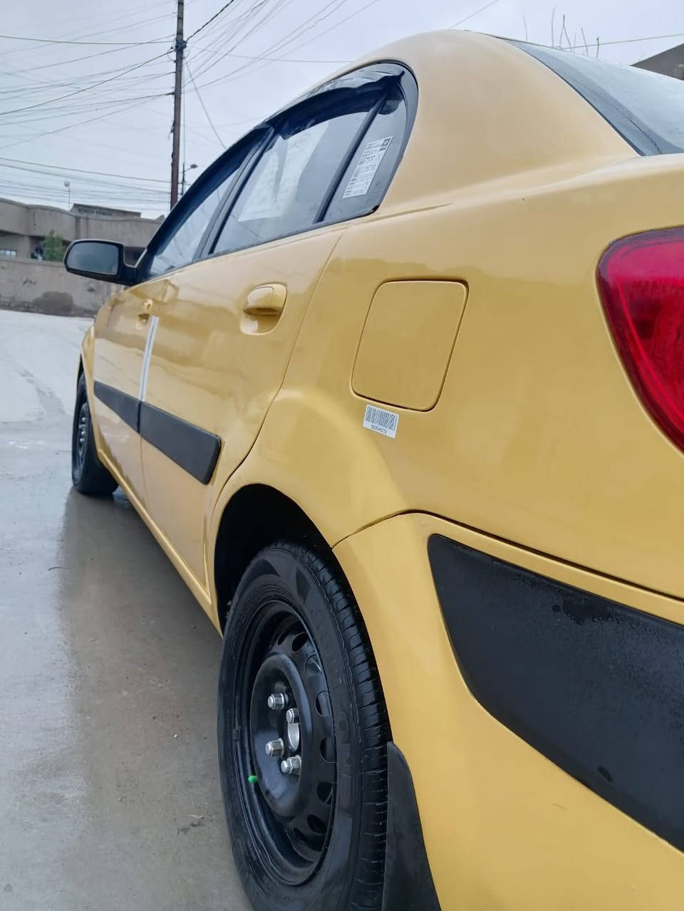 السلام عليكم كيا ريو موديل 2008 كوري مكفول من ضربه وتبديل كير توماتيك جام كهرب شرعيها بالموصل رقم بغداد الجديد مصفره هيئه وغرامات سنويتها لل31 السعر 88 ورقه وبيها مجال للشراي 
***********
*********** ابو صالح
