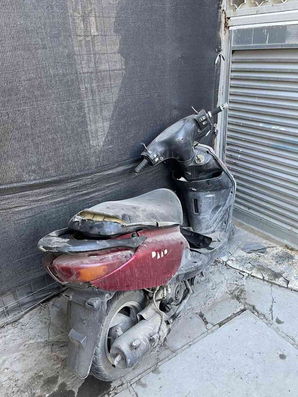 السلام عليكم دراجتين كوم حديد كوم حديد بريز وساسكوي قفلهن 300 الاتصال *********** السعر لحد يعامل عليه لان قفلهن
