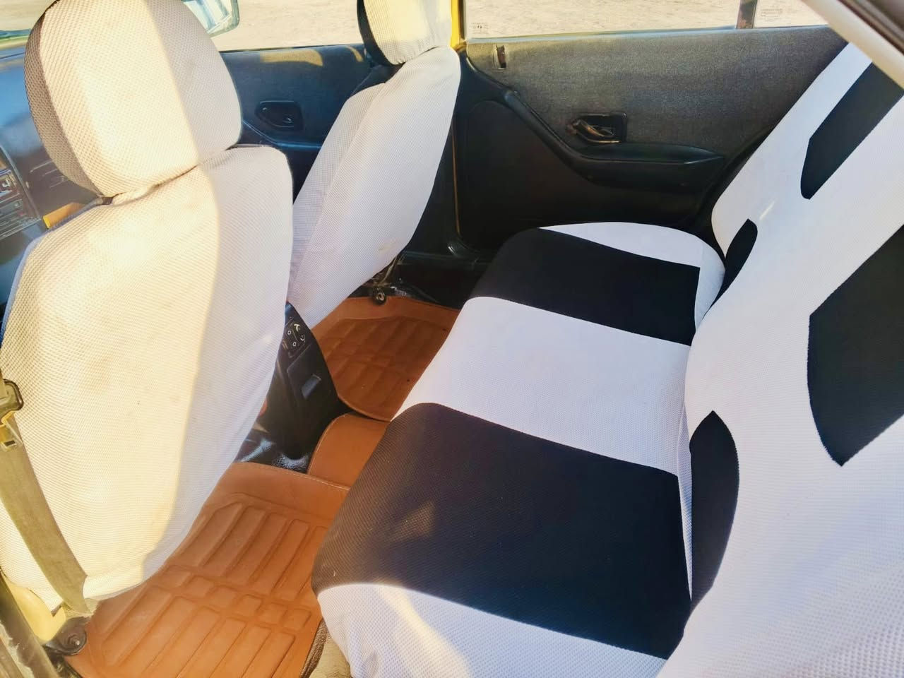 بيجو 2013 سياره جاهزه
مكينه فرنسي كارتون 
حداديه جديده
تواير كارتون 
كهربائيات كلها شغاله 
منظومة غاز
 السياره بأسمي مداور ثاني يوم رقم  انكليزي مشروع وطني الهزة بعدها ماساقطة مصفره هيئه وغرامات 
( السعر 38  )  *********** 
مكاني ناصريه /الغراف
