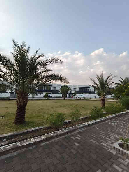 📜دار للايجار في مجمع النخيل  السكني
📍موقع مميز 
📍على حديقة
📍مساحة 200م غرفتين نوم 
📍سعر الايجار 350 مقدمة شهرين للتواصل الاتصال على ***********9
