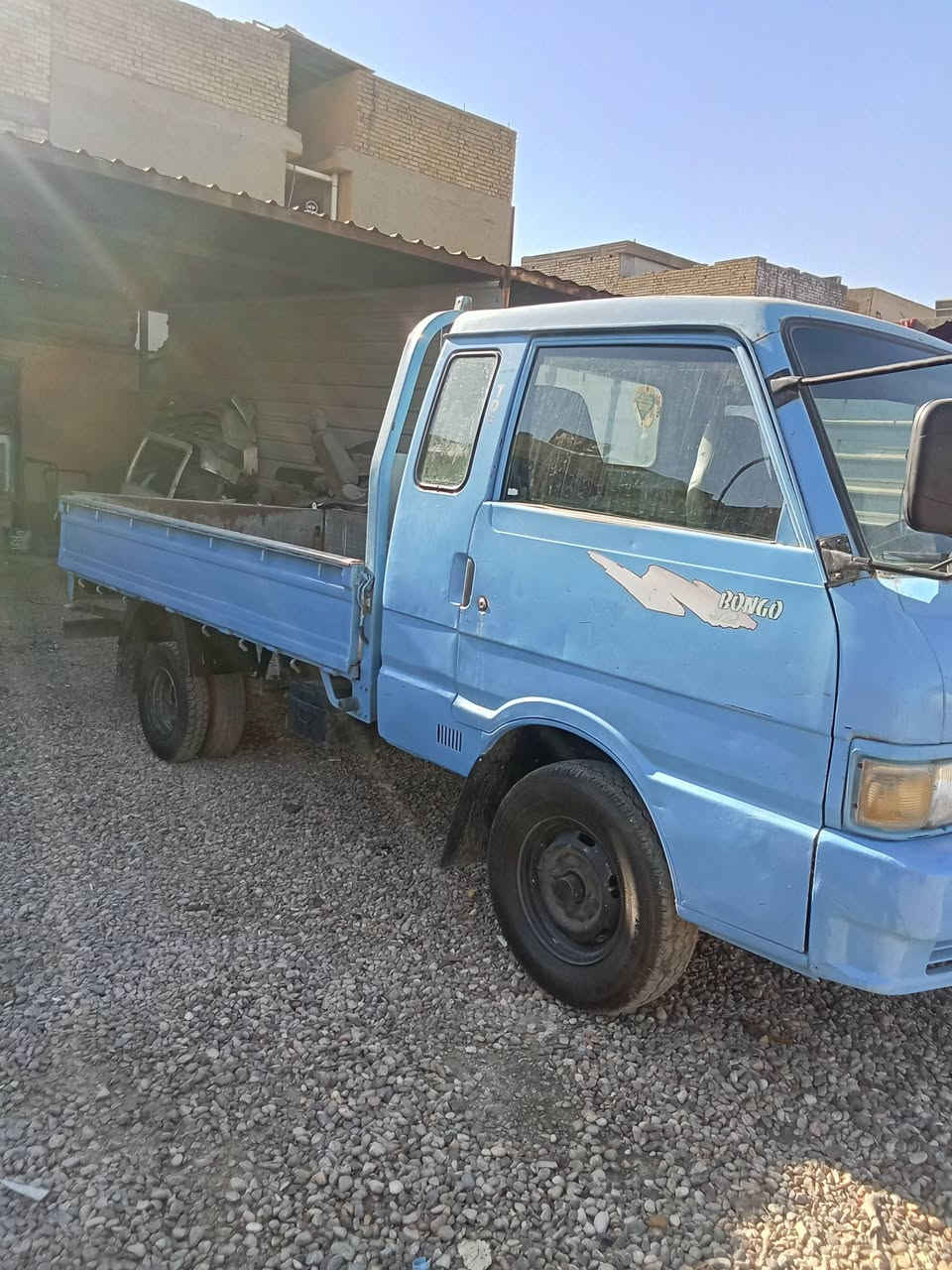 كيا بنگو للبيع موديل 1995 رقم بغداد مشروع وطني قمارة بلادية شاصي مكفول رقم شاصي بلادي السعر 57وبيها مجال العنوان بغداد حي النصر رقم الهاتف ***********
