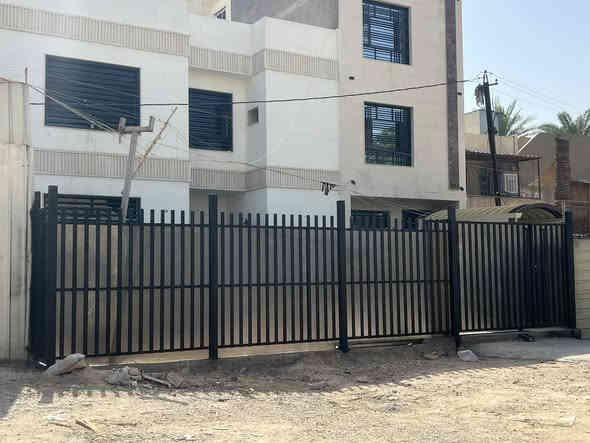 🔹 سياج خارجي تنفيذ علي الحداد 🔹
شغل متقن وجودة عالية بكل التفاصيل 💪
تصاميم حديثة وأنيقة حسب طلب الزبون 👌

📞 للتواصل والاستفسار: ***********
#حدادة #سياج_خارجي #علي_الحداد #تصاميم_حديد #شغل_مرتب
