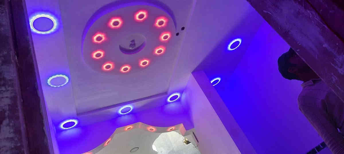 مستعدون الى تئسيس كافت المنازل ولمحلات كهرباء بسعار مناسبه عمل نقطت البوري 4 الاف ولسمنز 3 الاف *********** مكاني ميسان عمارة, ميسان
