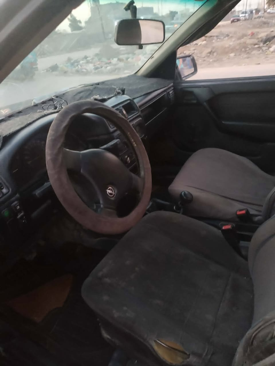 السلام عليكم ورحمة الله وبركاته.   اوبل فكترا 18 رقم اربيل دولي السياره نضيفه وجاهزه محرك وكير وحداديه وتخم تاير السياره مكانها بالحله وراعيها بالحله ثاني يوم يداور السعر 35 وبيها مجال بسيط                                      رقم الهاتف ***********
