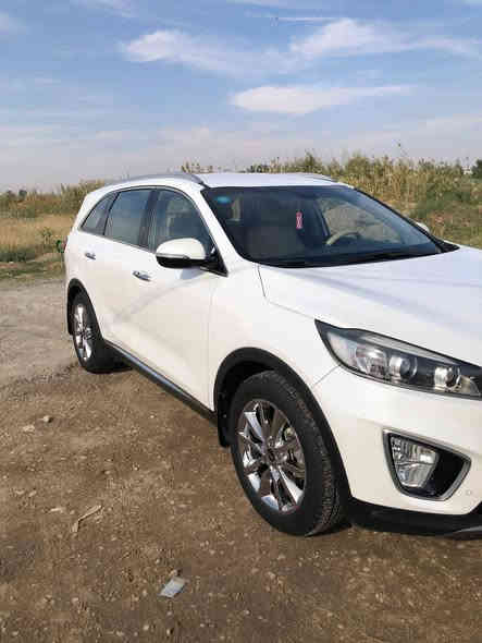 سورنتو ١٥ شكل ١٦ 
٤ سلندر 
نص فول 
سعر ١٩٠ 
عنوان واسط قضاء الحي 
مكلف بالنشر رقم صاحب سيارة ***********
