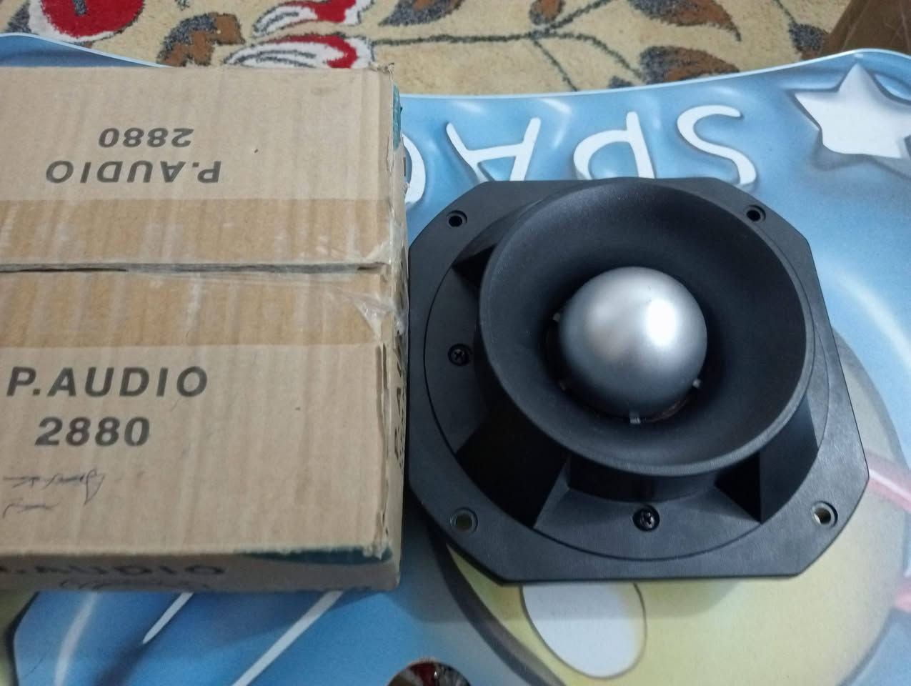 زوج سماعات امازون أصلي سوبر تويتر وزن ثقيل جدا بهذا الشكل السعر 45 مع التوصيل مفحوصات شرط الشغل كسر كارتون مكاني محافظة ميسان الشراي بخدمته خاص موجود او اتصال رقم الهاتف *********** الاعتماد رصيد آسيا أبو الخمسه متوفر توصيل للمحافظات أن شاء الله
