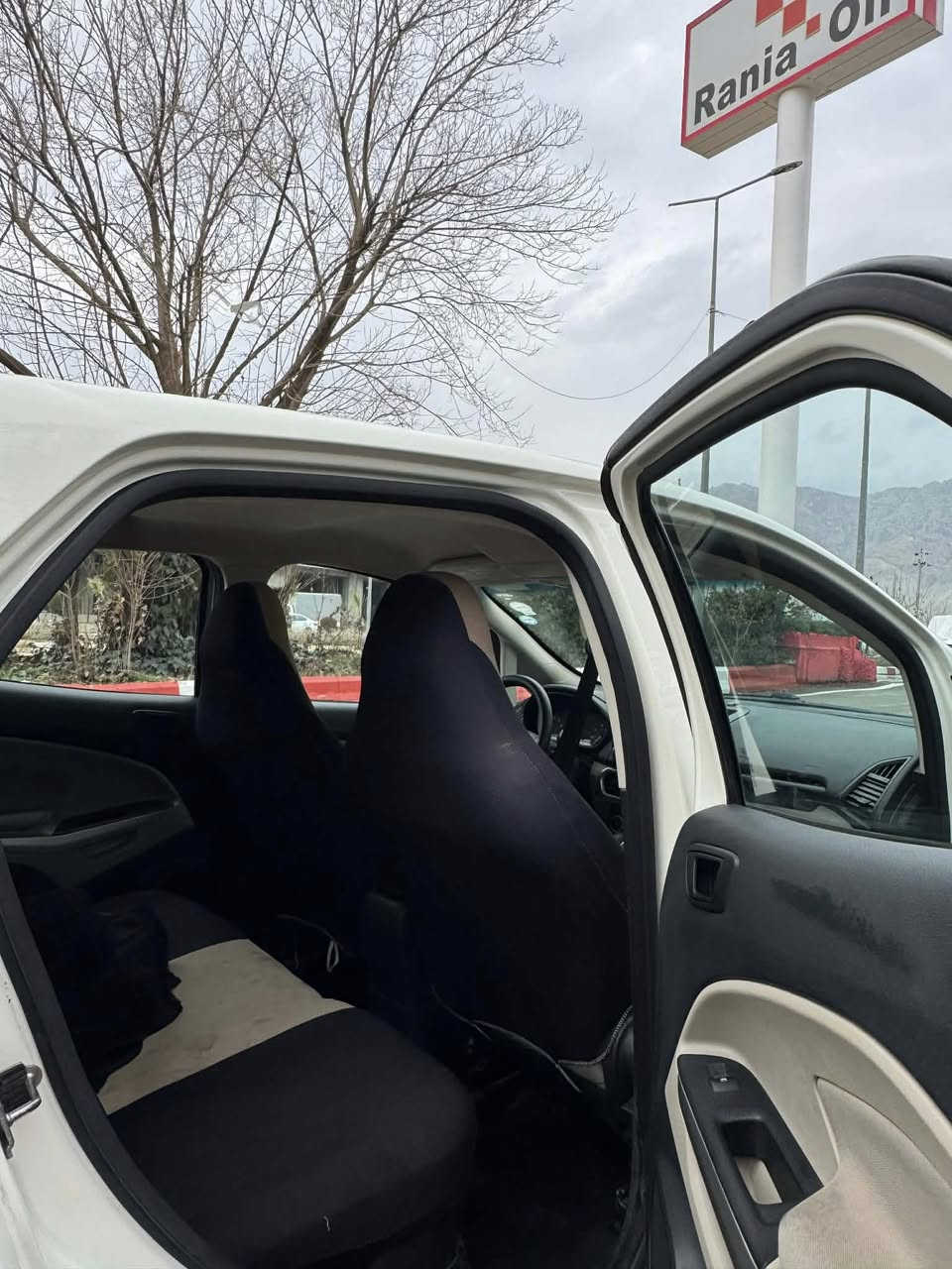 بە ناوی خوای گەورە
فۆرد ئیکۆ سپۆرت 
مۆدێل ٢٠٢٠
مواسەفات 
شاشە گەورە
کامێرە 
تەحدید سورعە
Auto start stop
حاسە
بلاک تۆپ
یەک پارچەی بۆیاخە (بێناو بێ ئێرباگ)
چوار تایەو ویلی تازە
ڕۆنی گێڕو مەکینەی گۆڕاوە
٣ پستۆنی تۆڕبۆیە
بەنزین کەم دەخوا
سەیارەکە بێمەسرەفە و ئی ماڵێیە
گێڕو مەکینەو کارەبای بەشەرت
سەنەوی بەناوی خۆمانەوەیە 
بەشەرتی تەحویل
سەنەوی مانگێکە بەسەر چووە
سعر ١٠٠$ دەفتەرێک و مەجال

ئەدمین❤️

***********
***********
واتس ئەپ 
چات کراوەیە
