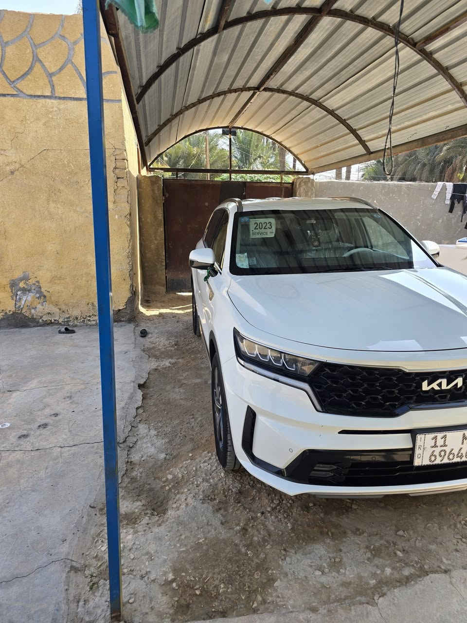 سلام عليكم 
سورنتو 2023 خليجي
ضمان شركه الدوليه
فول  مواصفات ماعدا البانوراما 1/1
مكفولة من صبغ وتبديل وبارد كفالة عامة 
ماشيه ٤٠ 
بصمه تشغيل 
بصمه ابواب وصندوق 
تشغيل عن بعد. 
جميع الكشنات كهرباء 
اريل نفيگيشن 
لايت خمس عدسات 
لد امامي وخلفي 
حساسات كامرة شاشه 
صندوق كهرباء 
 6 سلندر 3500
وباقي المواصفات المعروفه
رقم بغداد بإسمي تحويل نفس اليوم
سيارة جديده  سعر ***********
